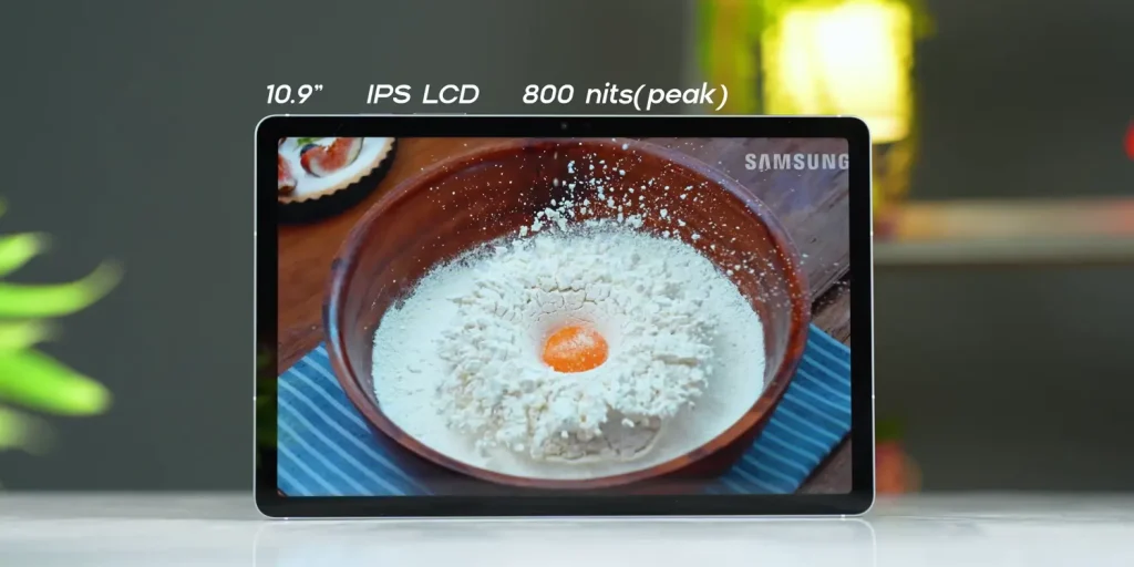 Samsung Galaxy Tab S10 FE Review: Is It Worth Buying in 2025? 6 Samsung Tab S10 FE Display Image