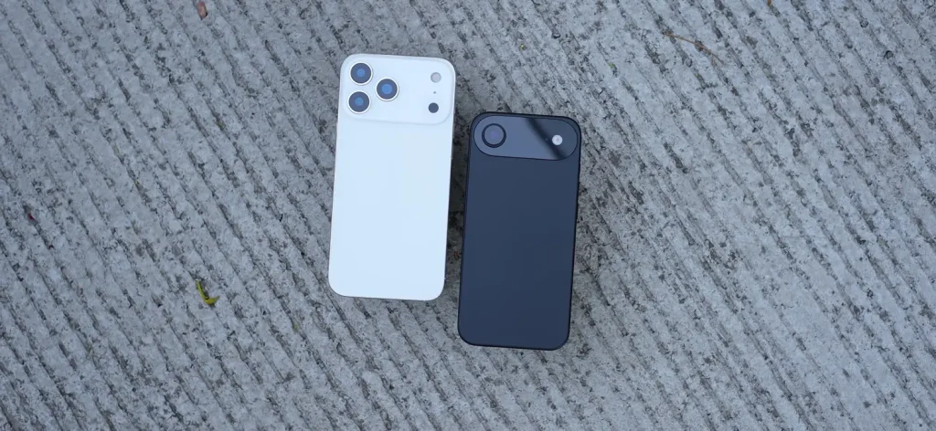 iPhone 17 Air and iPhone 17 Pro Dummy Model Side Comparison