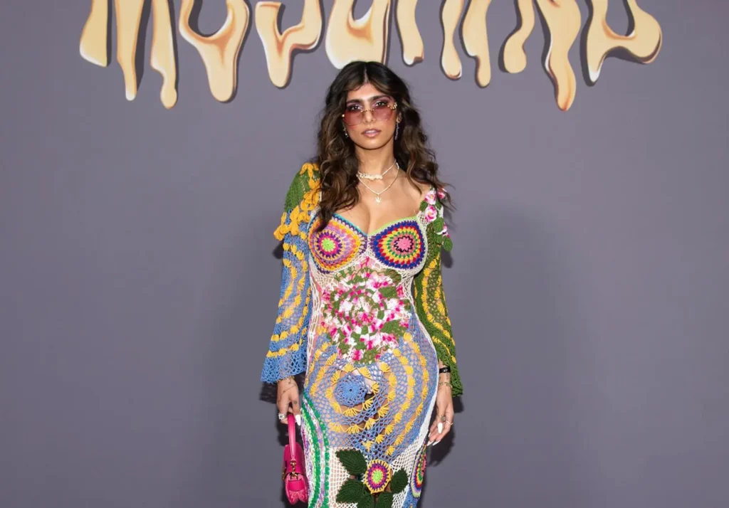 Mia Khalifa Net Worth: From $12K to Millions 5 Mia Khalifa Net Worth Comparison and Industry Context