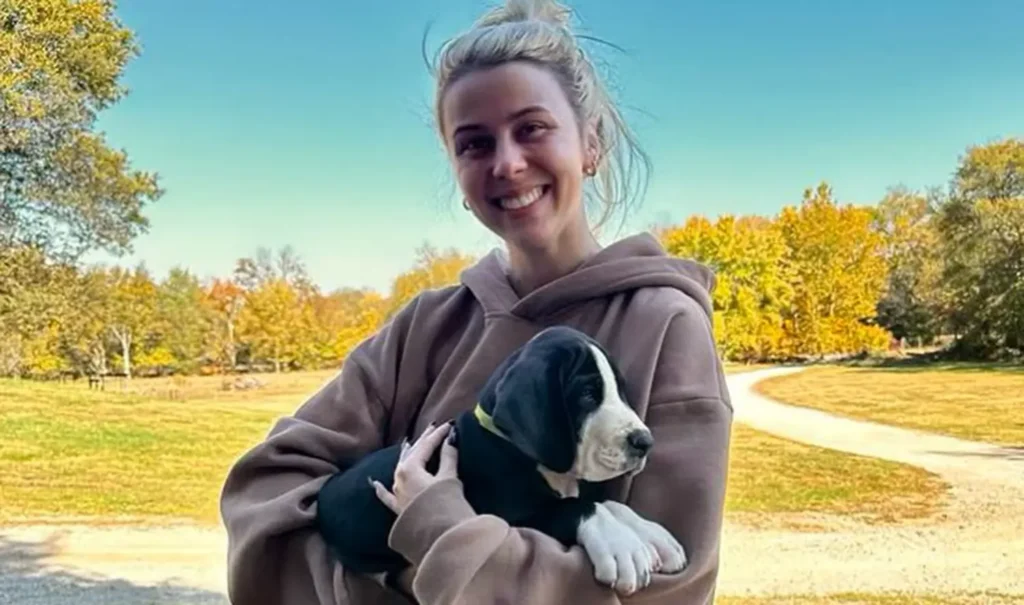 Hailey Welch Net Worth 2025: How the “Hawk Tuah Girl” Built Her $500K Fortune 3 Hailey Welch Image