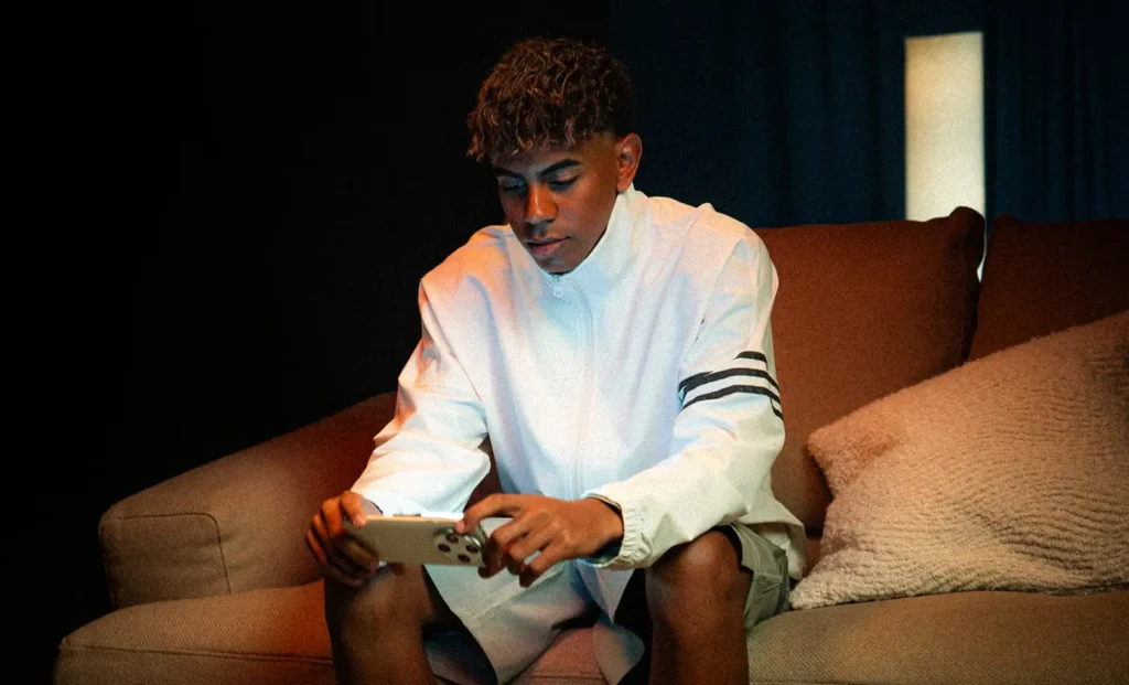 Lamine Yamal Net Worth: How the Young Barcelona Star Made $7 Million 1 Lamine Yamal Image