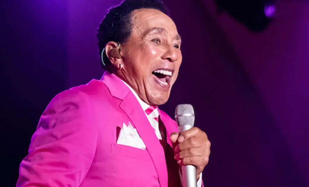 Somkey Robinson Singing